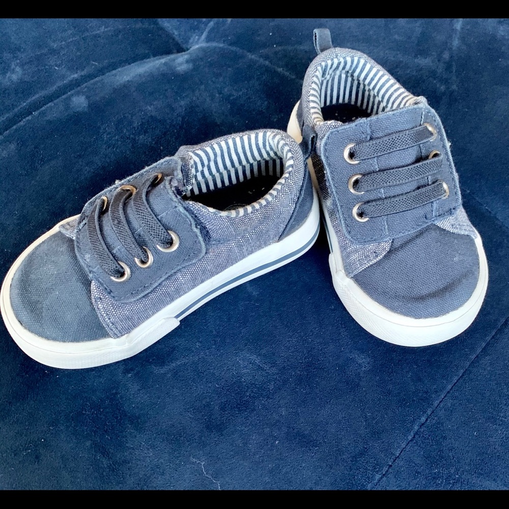 Blue canvas sneakers size 4C